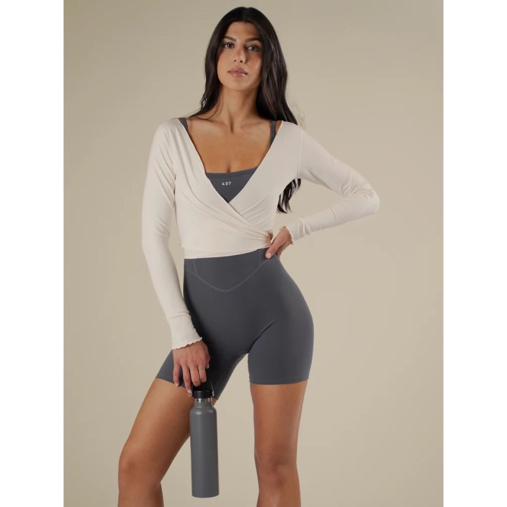 Four Three Seven 437 The Wrap Top CRÈME XS - Picture 5 of 10
